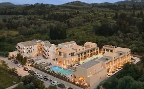 Ekati Mare Lifestyle Resort